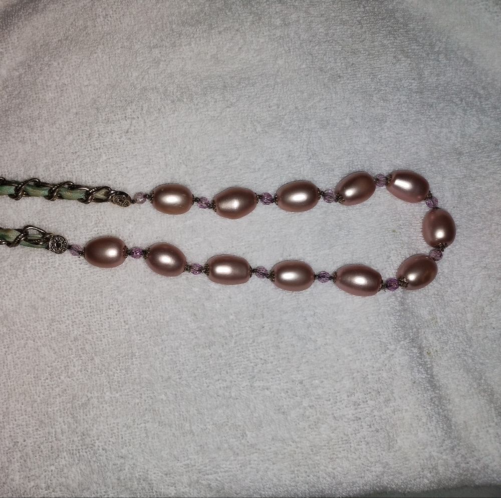 VINTAGE MONET STRAND NECKLACE  CHAMPAGNE COLOR FAUX GLASS PEARLS RHINESTONES.
